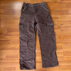 Hollister Chocolate Brown Ultra High-Rise Dad Jean Cargo Pants